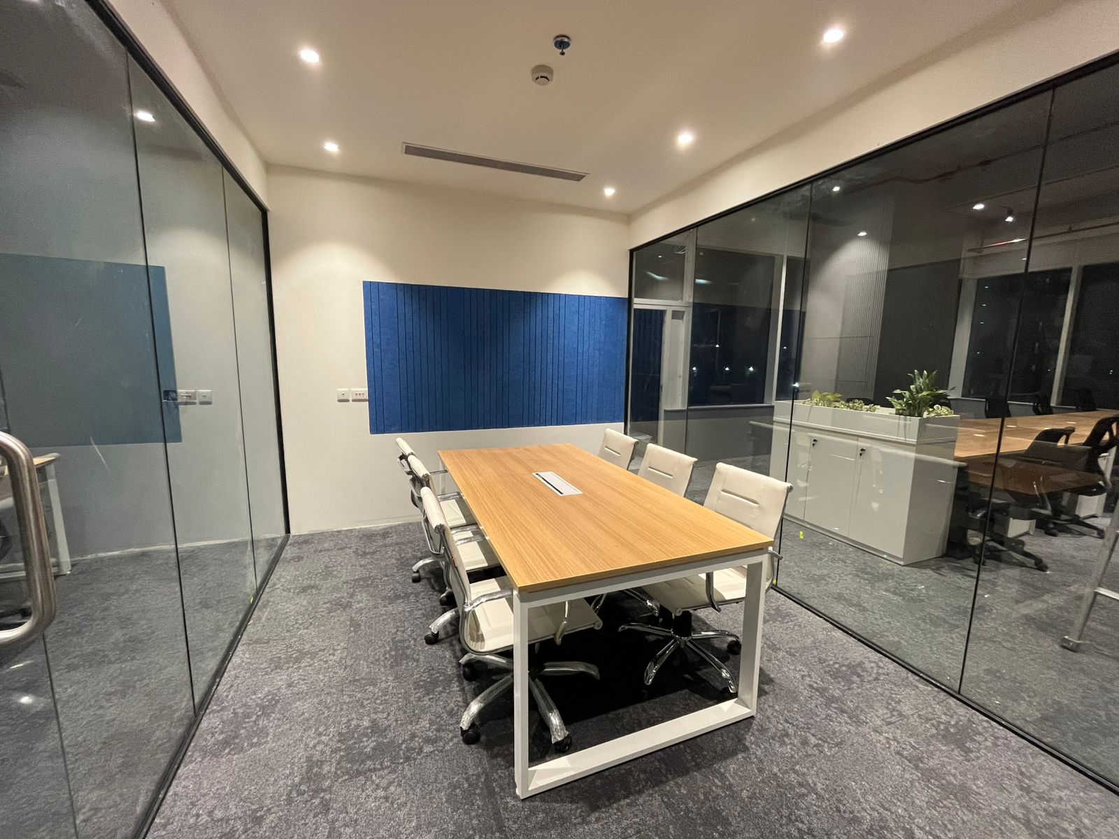 Global Green Interior Design Company Logo - Sustainable Design Experts